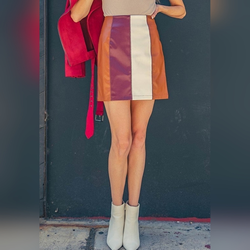 Kori - Wine Combo faux leather skirt. Burgundy, Cognac and Cream. Size M